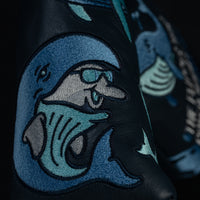 REAL FLIPPER WHO CRIED WHALE BLUE BLADE